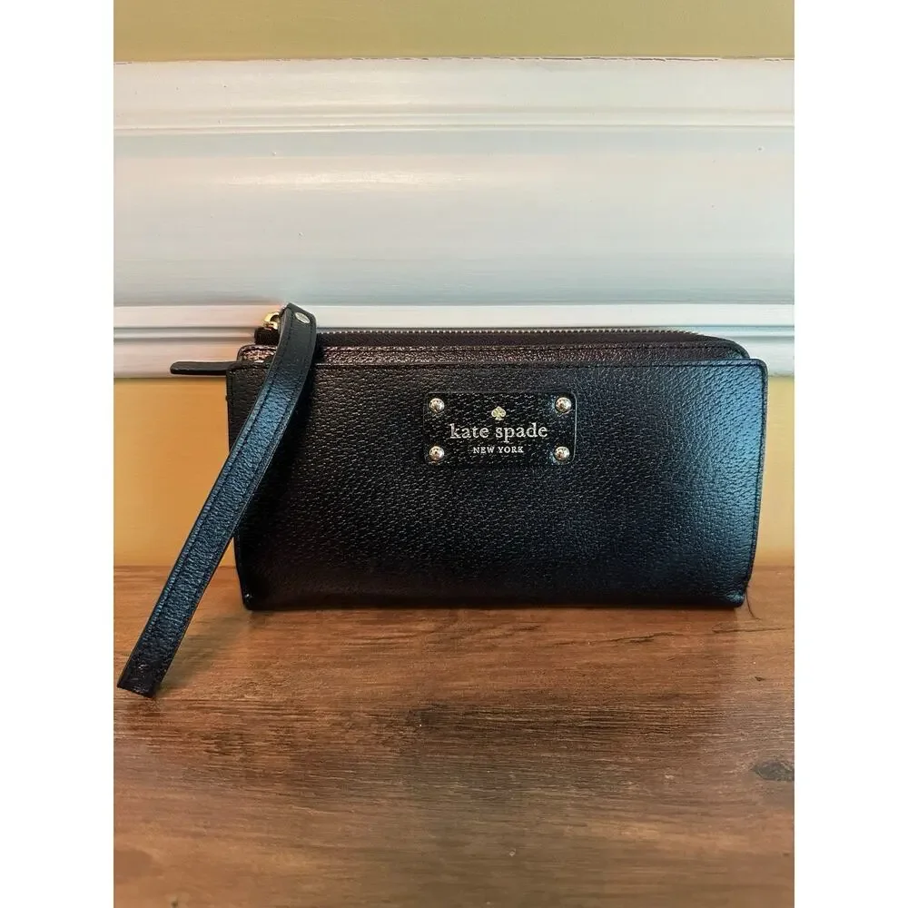 Kate Spade New York Black Pebbled Leather Wristlet Wallet Clutch Zip Around‎